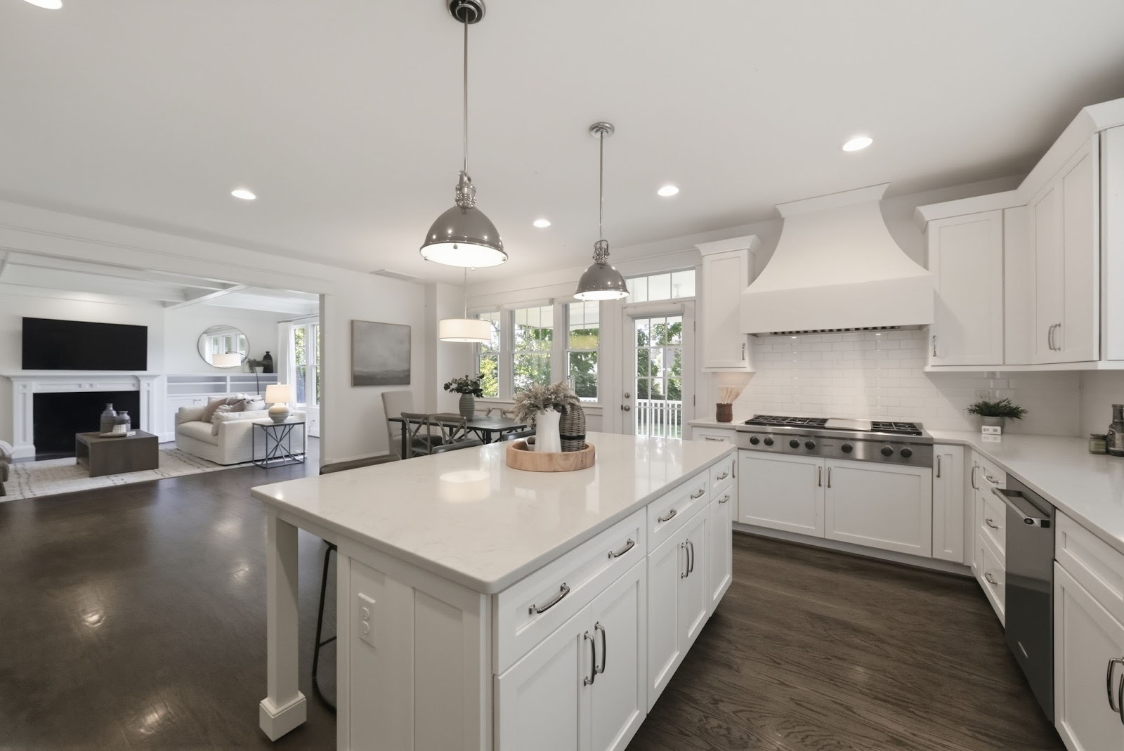 1034 Dead Run Dr, McLean VA