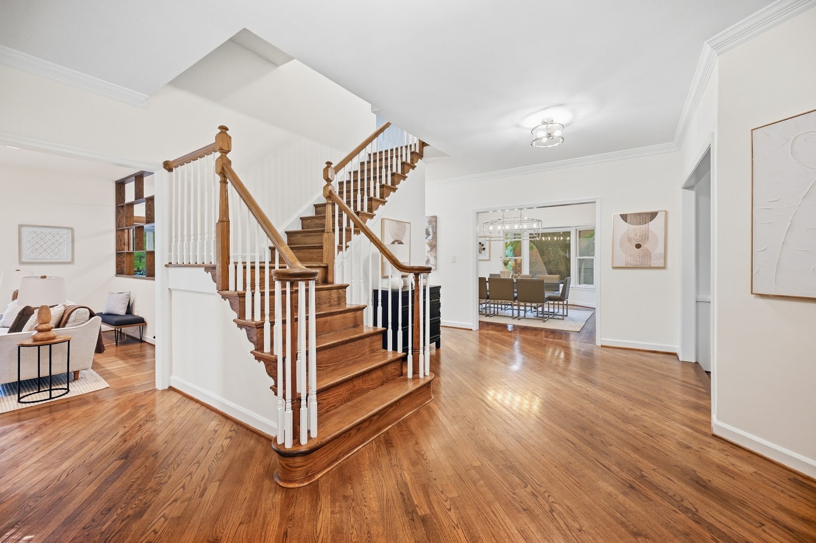 17 Royal Dominion Ct, Bethesda MD