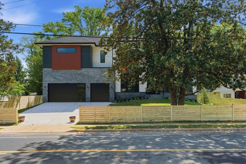 1736 Great Falls St, McLean VA