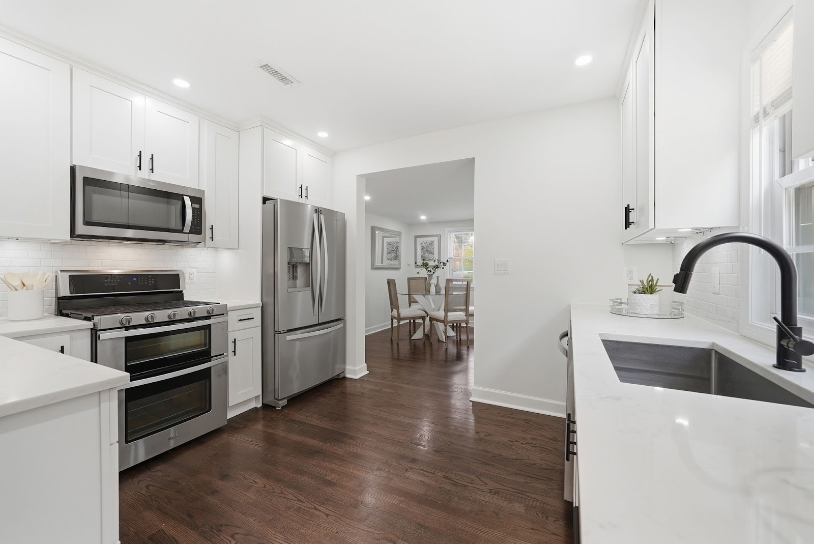 2828 W George Mason Rd, Falls Church VA