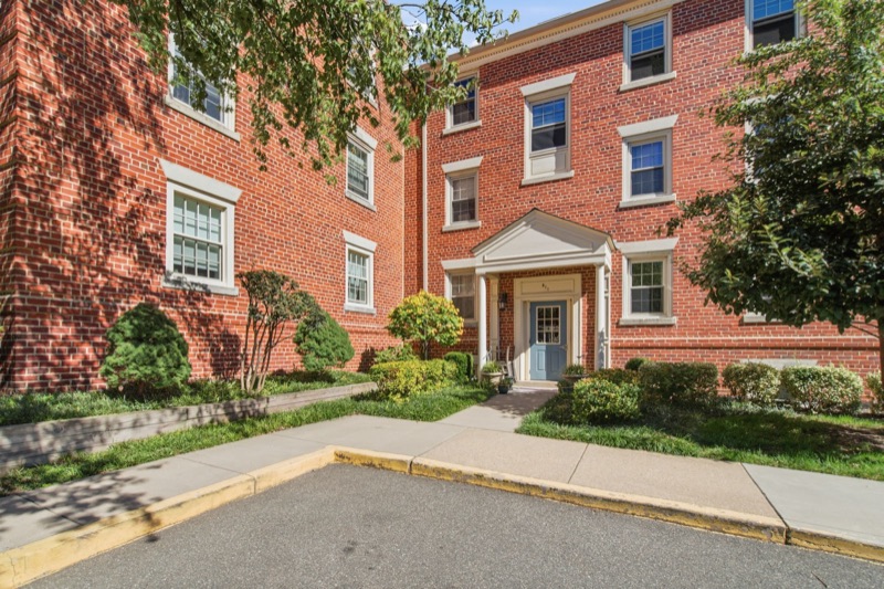 511 Bashford Ln 5, Alexandria VA