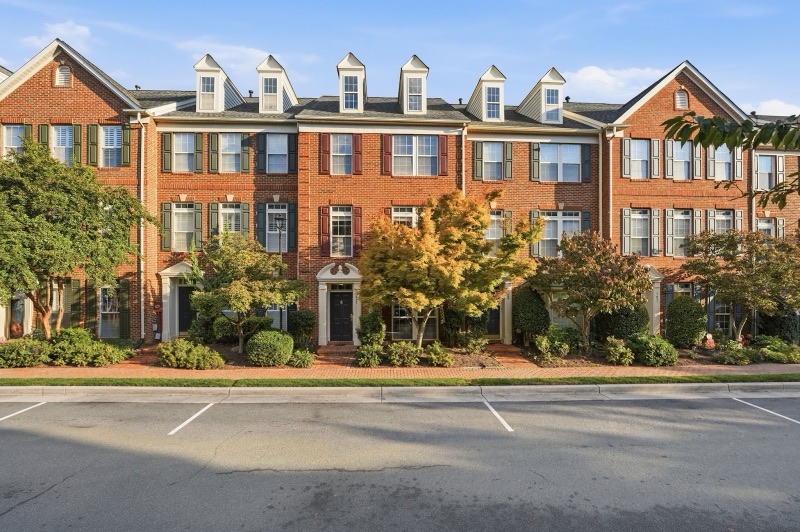 711 Scarburgh Way, Alexandria VA