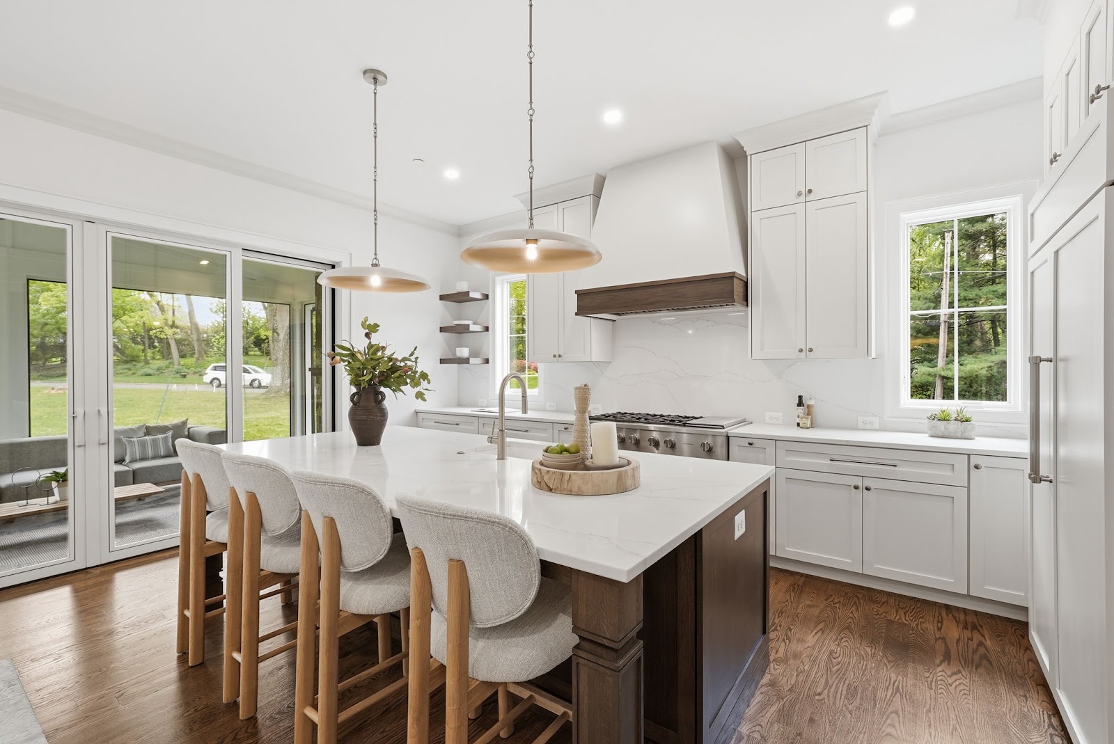 7604 Charleston Dr, Bethesda MD