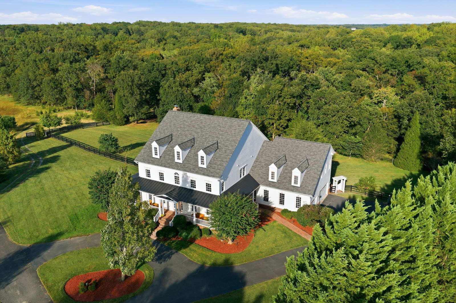 9606 Beach Mill Rd, Great Falls VA