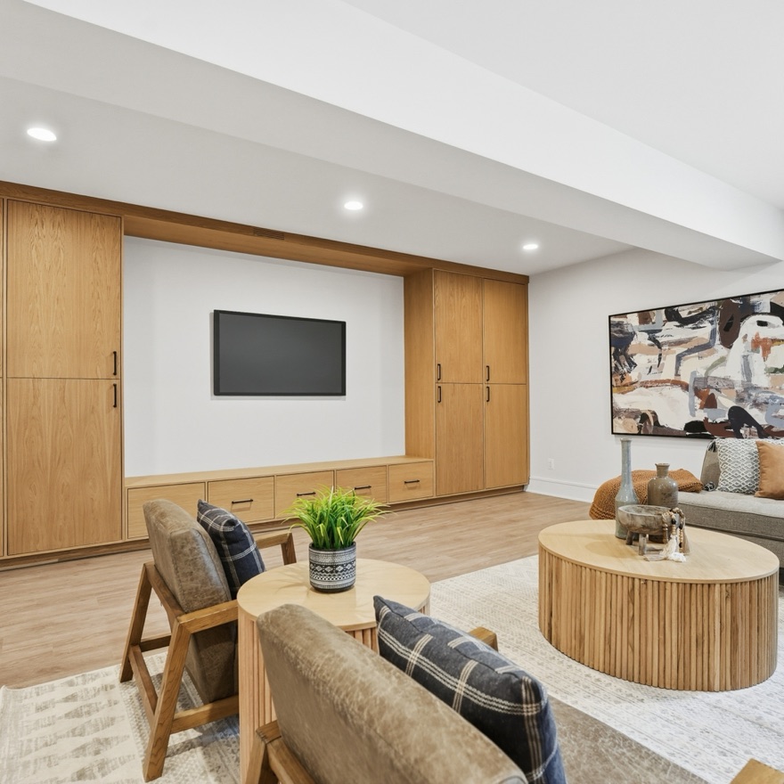 Staged bar, Woodland Terrace, McLean